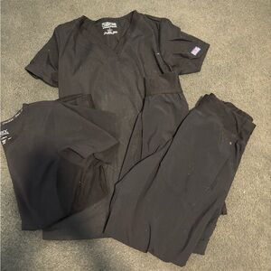 Cherokee scrub tops small (2) and jogger scrub bottoms petite small